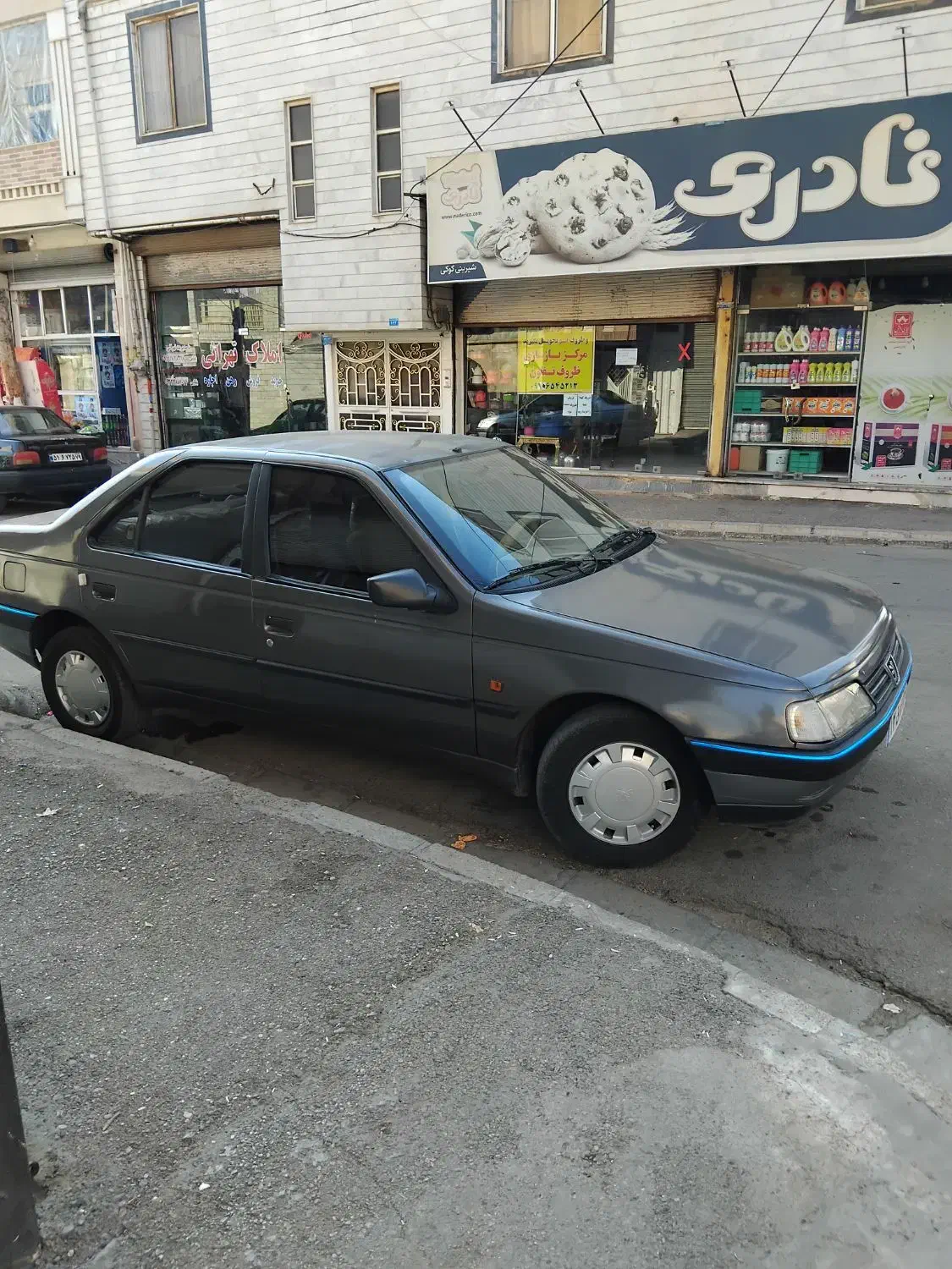 پژو ۴۰۵ مدل ۹۵ داخل کرم|خودرو سواری و وانت|قزوین, |دیوار