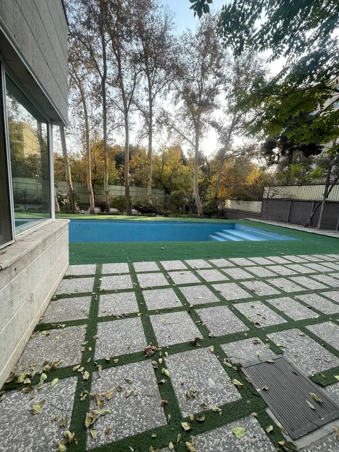 محمودیه ۲۲۵۰متر ویلا ۱۲۰۰متر بنا/مناسب کاروسکونت|اجارهٔ خانه و ویلا|تهران, محمودیه|دیوار