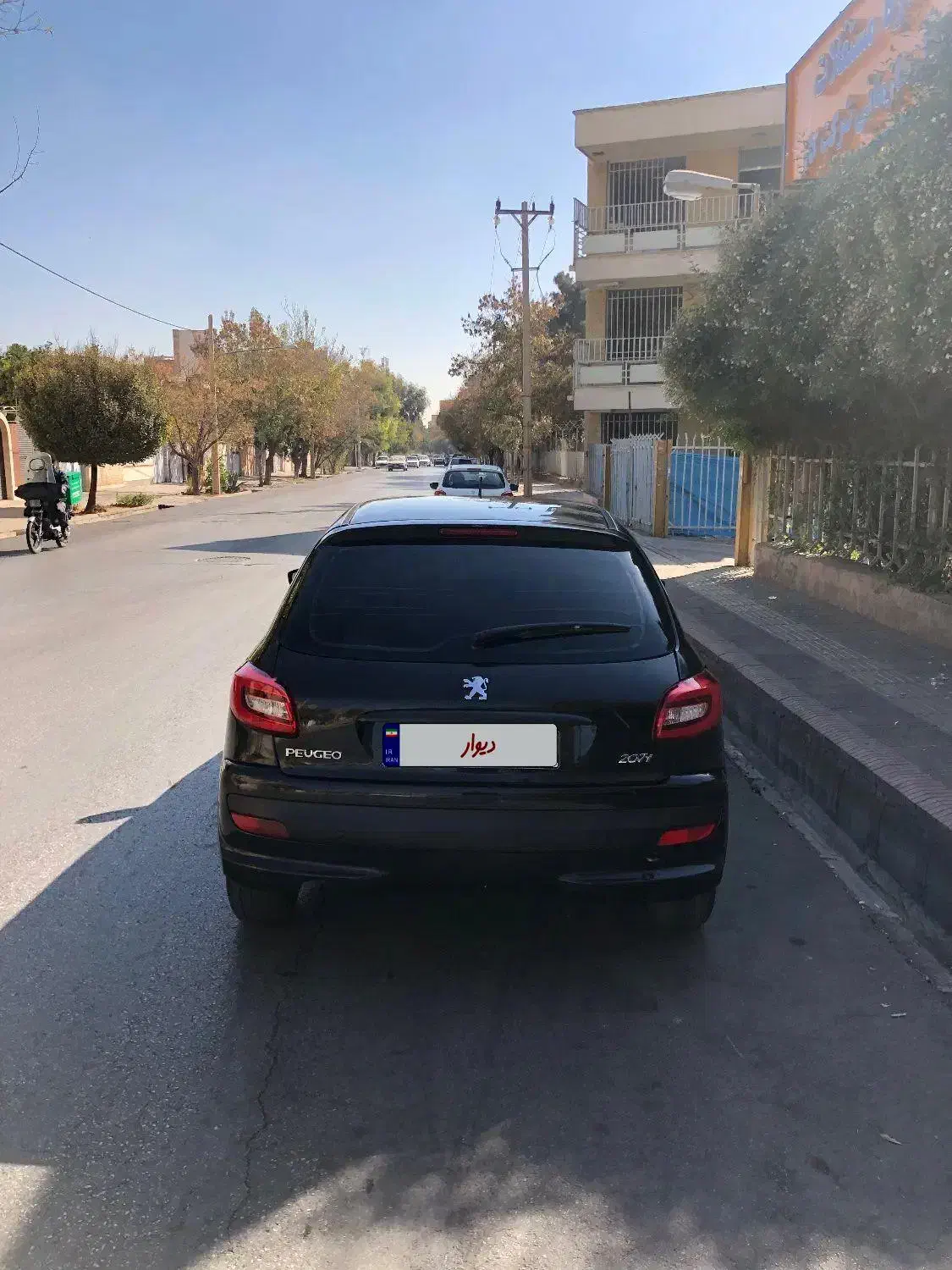 207 اتومات 98 مشکی|خودرو سواری و وانت|شیراز, آبیاری|دیوار