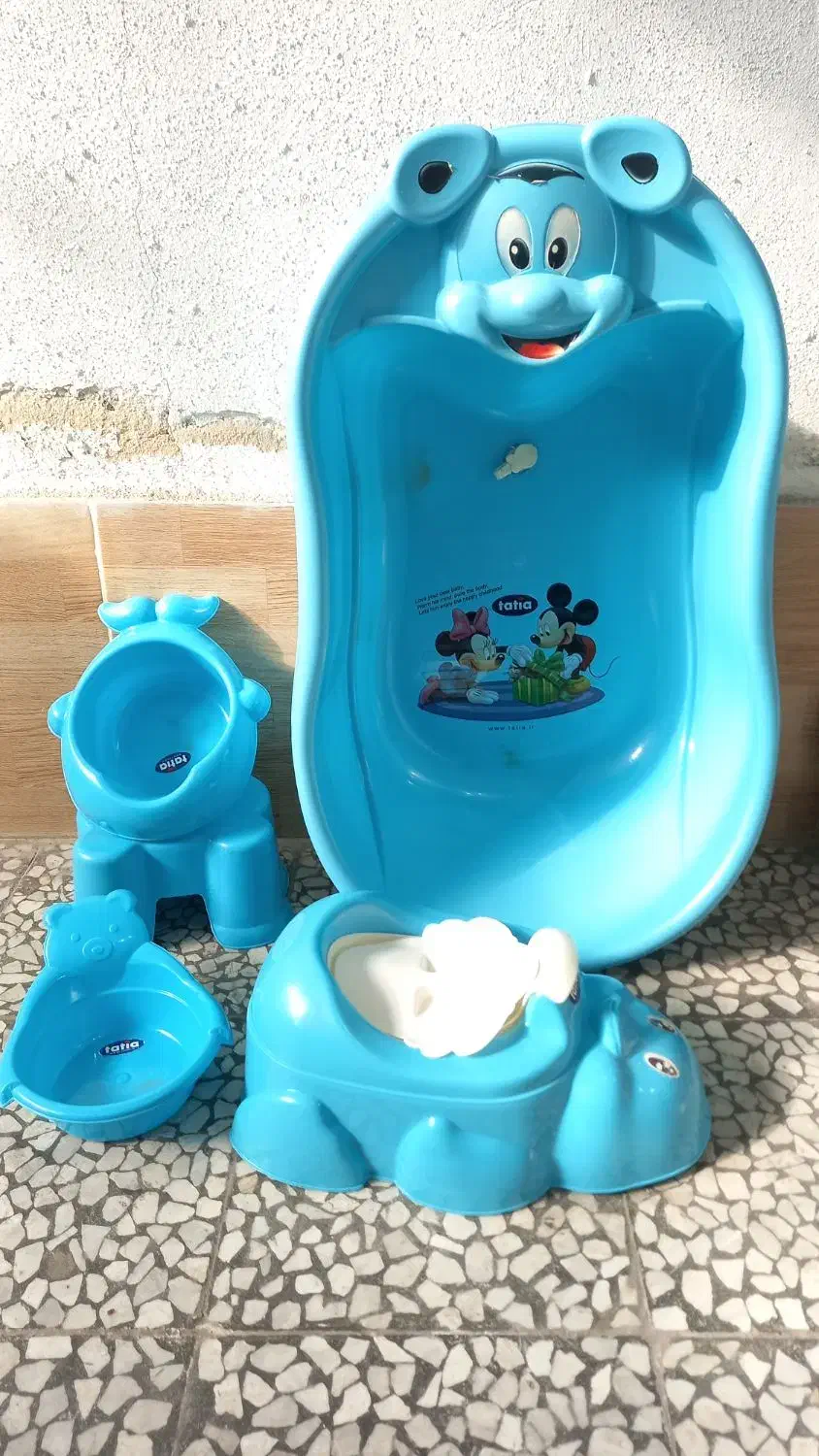 وان حمام دو عدد توالت فرنگی وصندلی کودک|اسباب و اثاث بچه|لاهیجان, طالقانی|دیوار