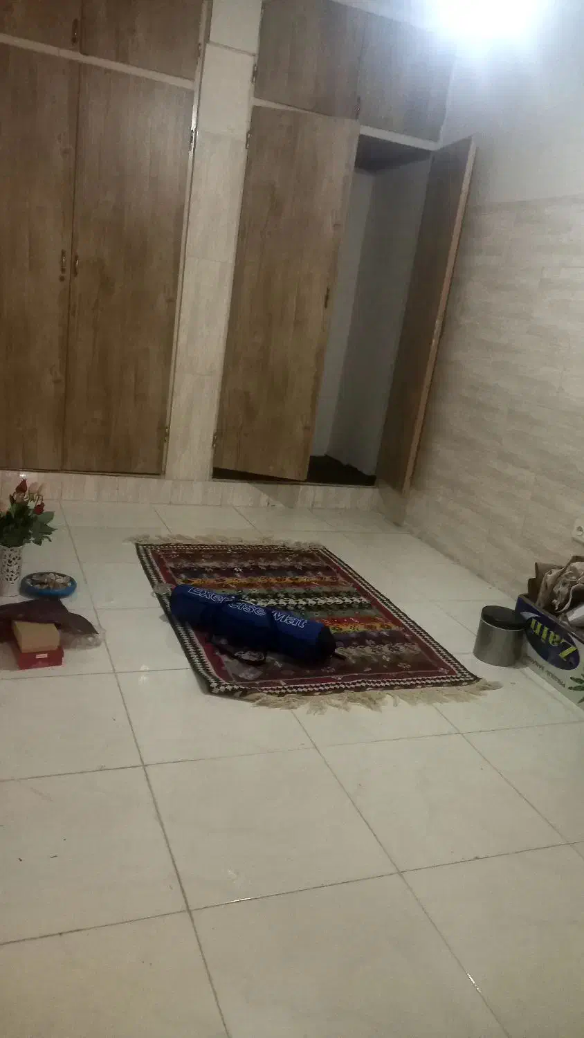 واحد ۶۰ متری همکف تک خواب