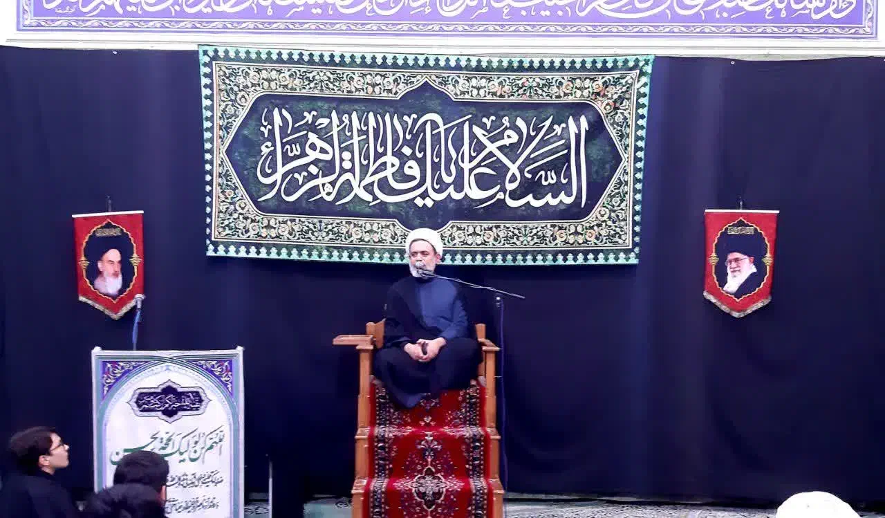 منبر|صندلی و نیمکت|قم, عمار یاسر|دیوار