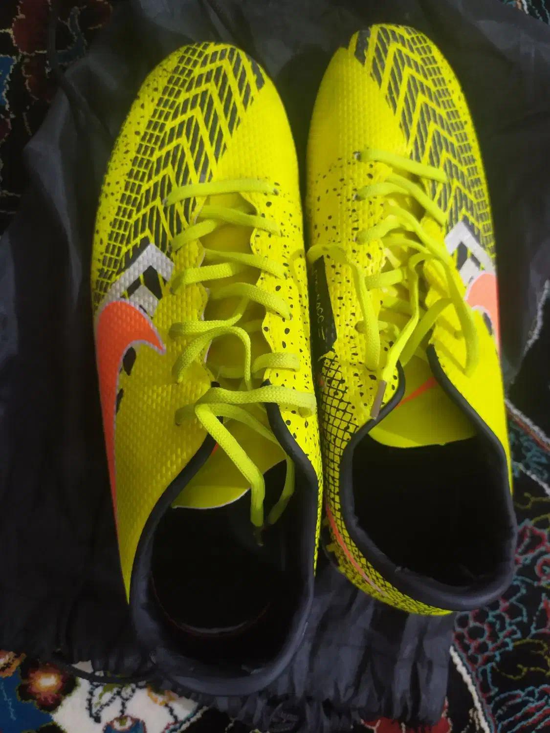 کفش ورزشی استوکدار سایز ۴۲|کیف، کفش، کمربند|خرم‌آباد, |دیوار