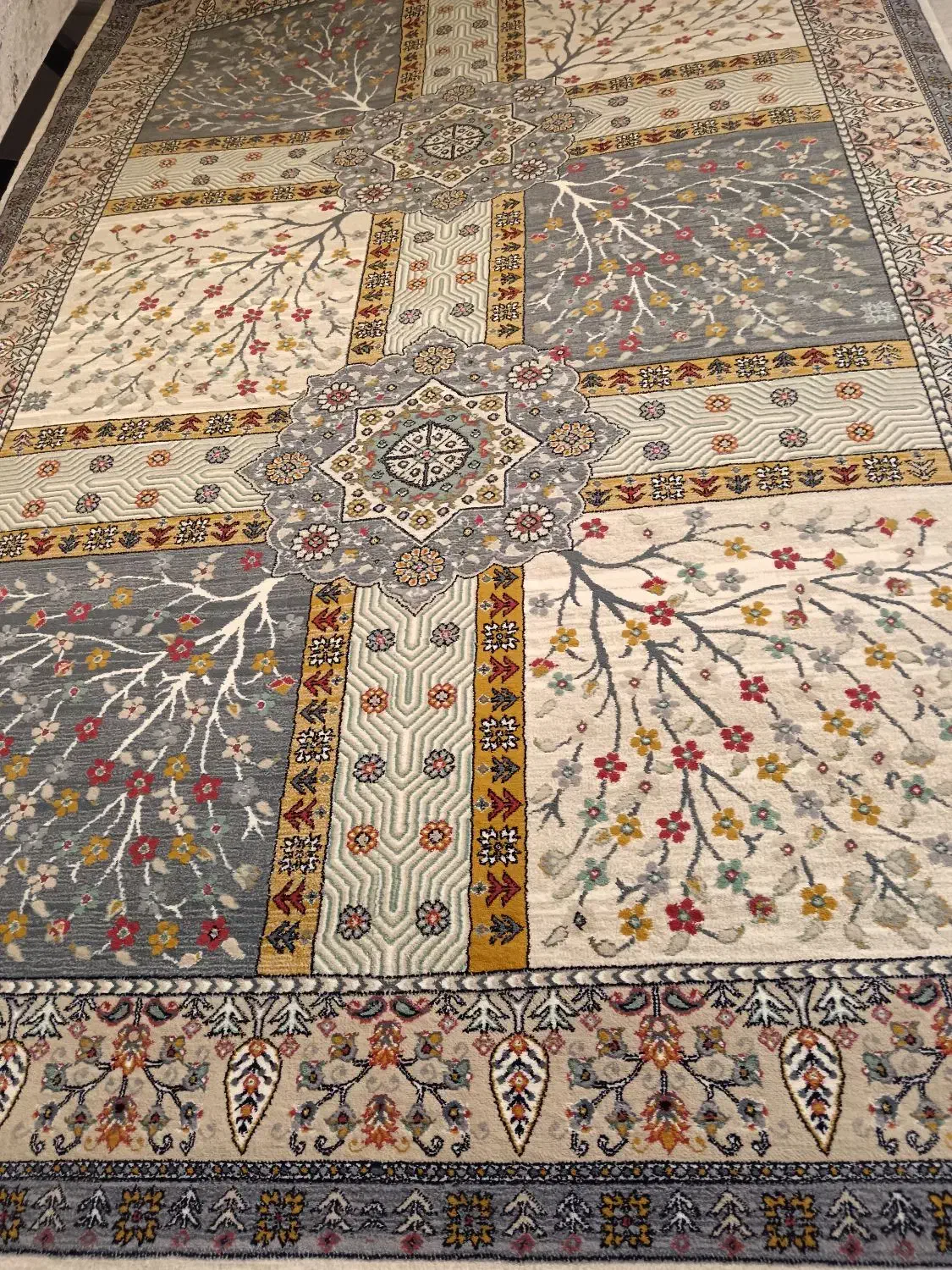 فرش جدید سلطان آباد|فرش|نیشابور, دارایی|دیوار