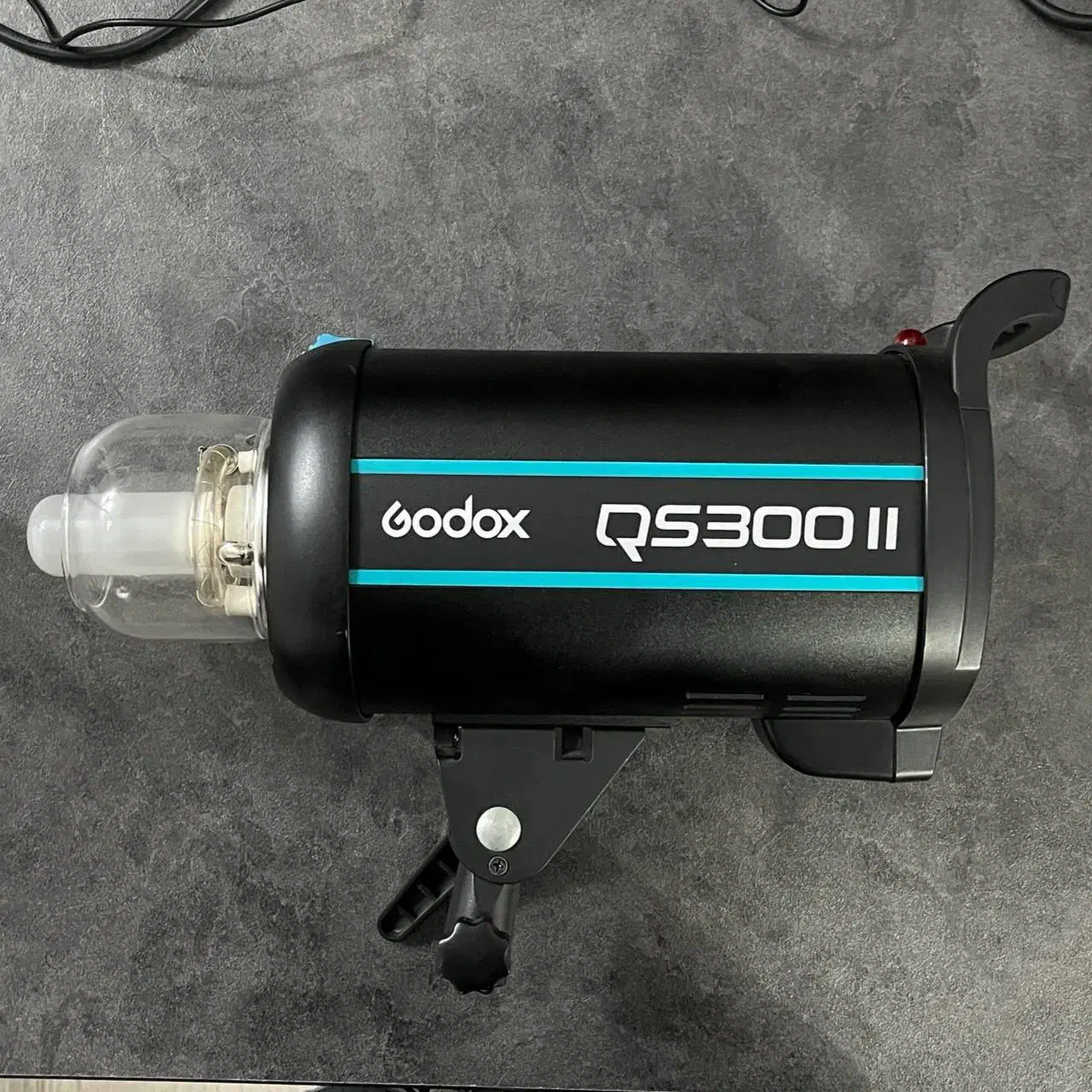 نور گوداکس / 300 QS|دوربین عکاسی و فیلم‌برداری|مشهد, جانباز|دیوار