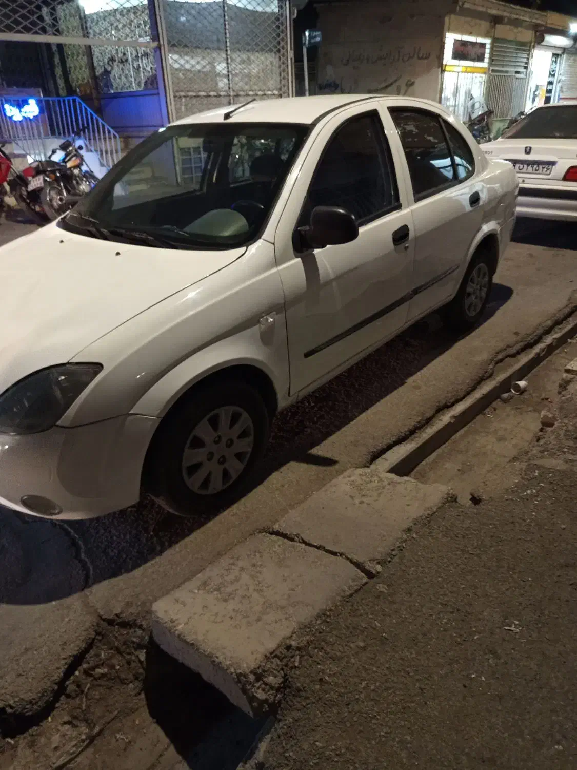 تیبا مدل۹۶|خودرو سواری و وانت|تربت‌حیدریه, کاشانی|دیوار