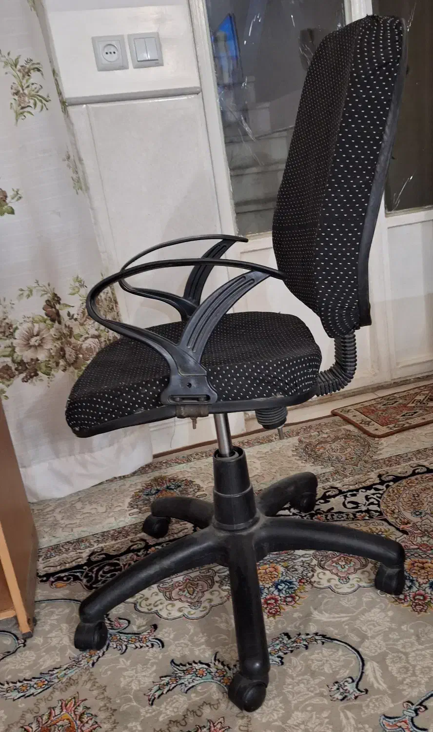 میز کامپیوتر و صندلی|میز تحریر و کامپیوتر|آران و بیدگل, |دیوار