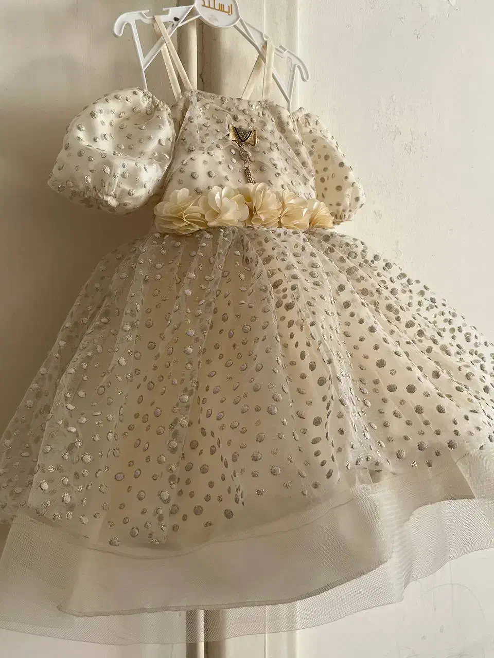 پیرهن عروس نونو|لباس|کرمانشاه, |دیوار