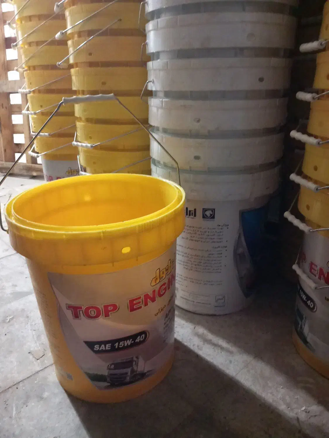 سطل ۲۰ لیتری صنعتی|ظروف نگهدارنده، پلاستیکی، یک‌بارمصرف|ایلام, |دیوار