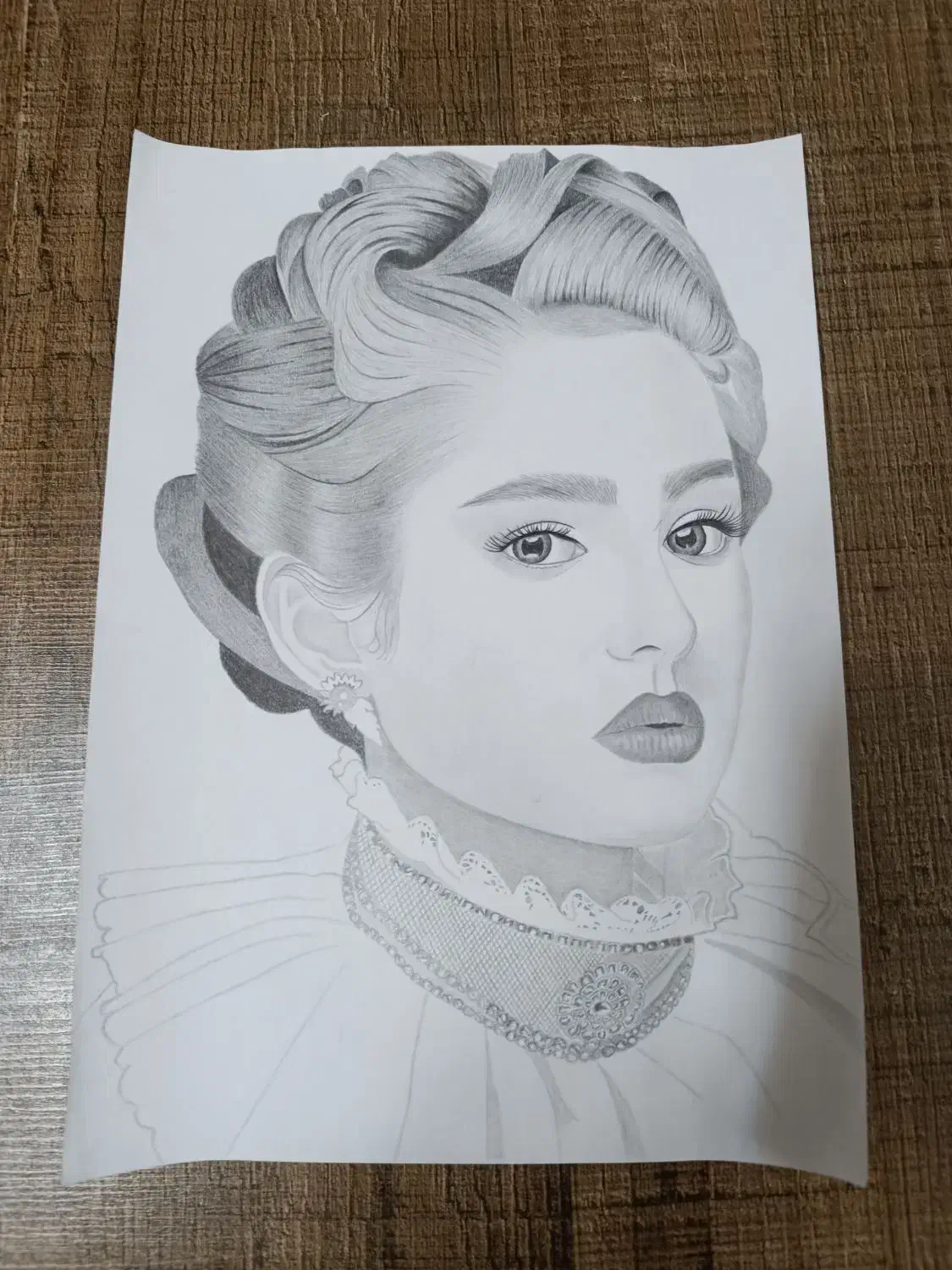 نقاشی چهره|تابلو، نقاشی، عکس|قم, میدان نو|دیوار