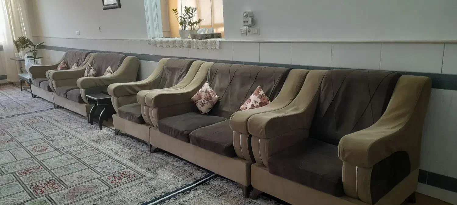 مبل ۸نفره، فقط ۱/۸۰۰|مبلمان خانگی و میز عسلی|قم, باغ شریفی|دیوار