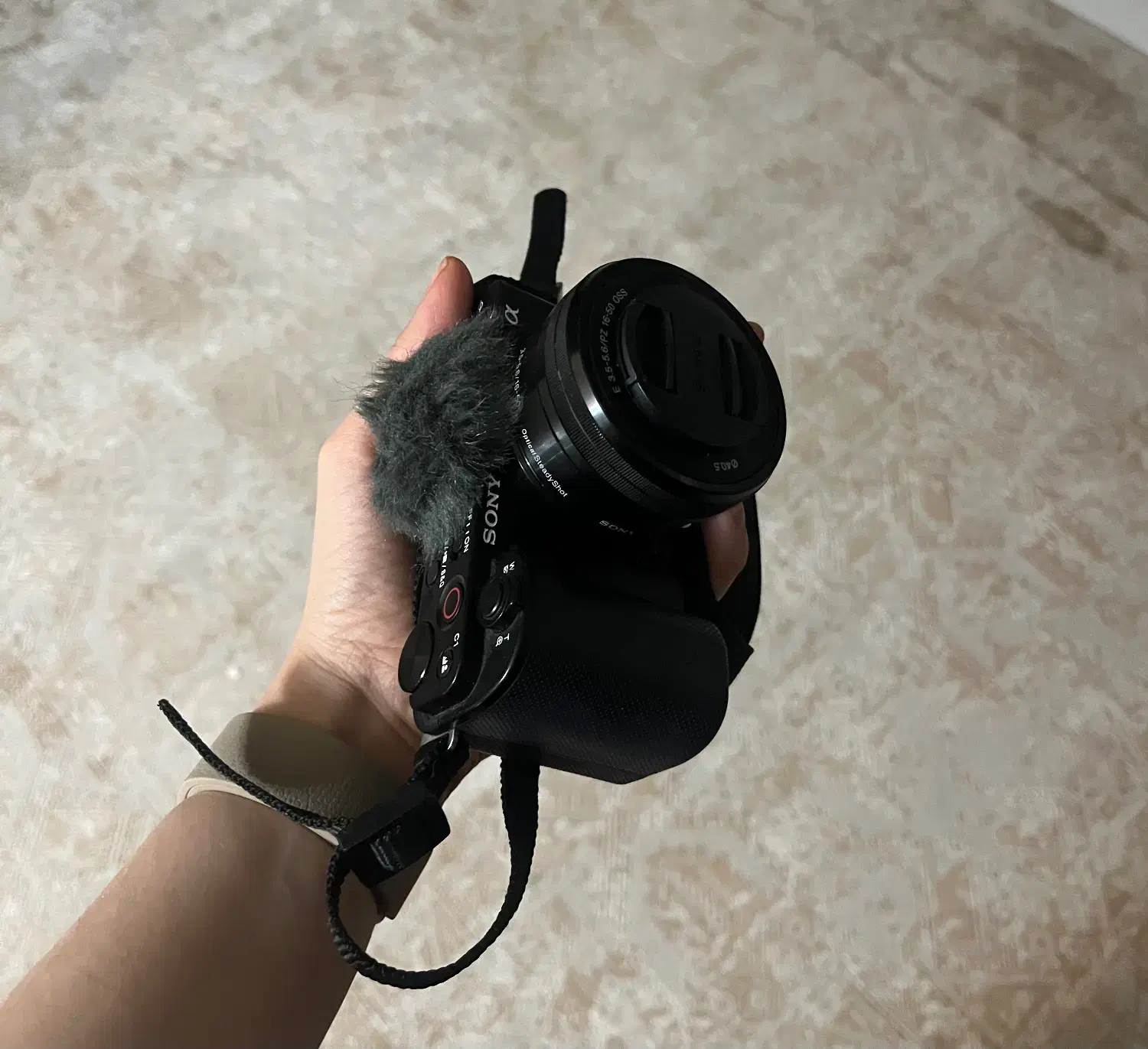 دوربین بدون آینه سونی Sony ZV-E10 - kit 16-50mm|دوربین عکاسی و فیلم‌برداری|شیراز, زرهی|دیوار