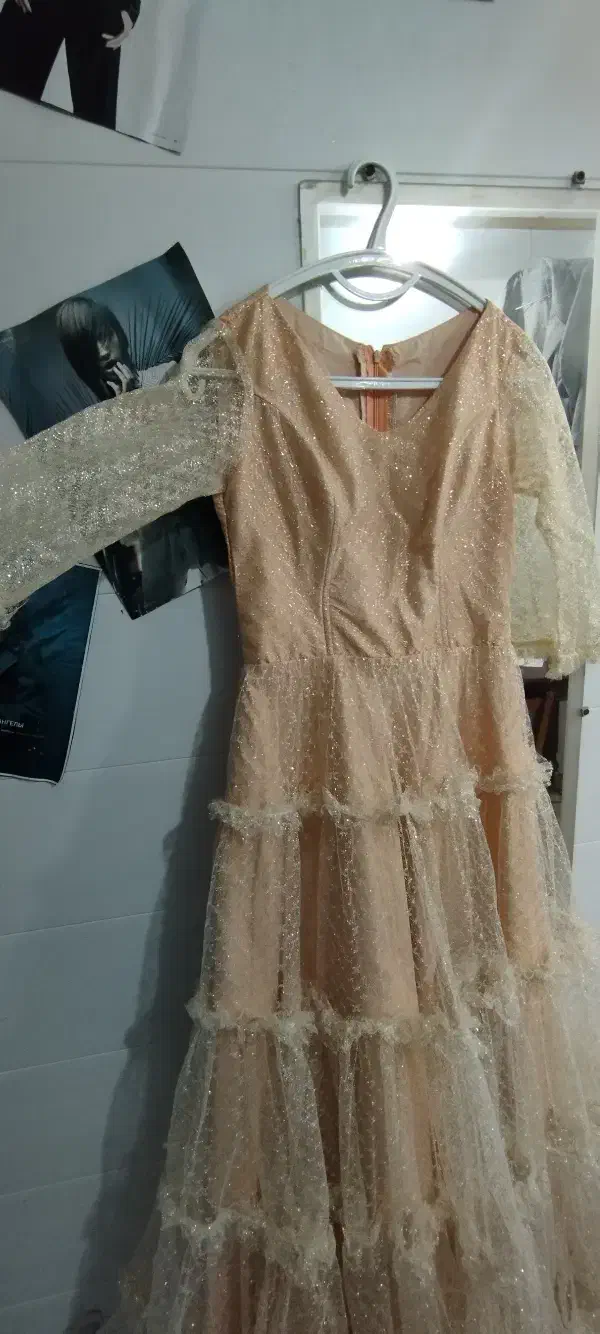 لباس نامزدی سایز ۳۴|لباس|رشت, آتشگاه|دیوار