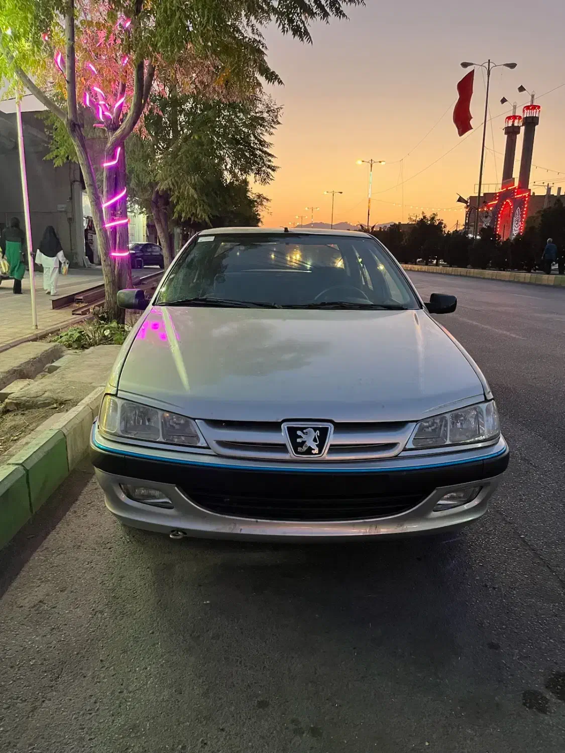 پژوپارس نقره ای مدل ۷۹|خودرو سواری و وانت|کاشان, معلم|دیوار