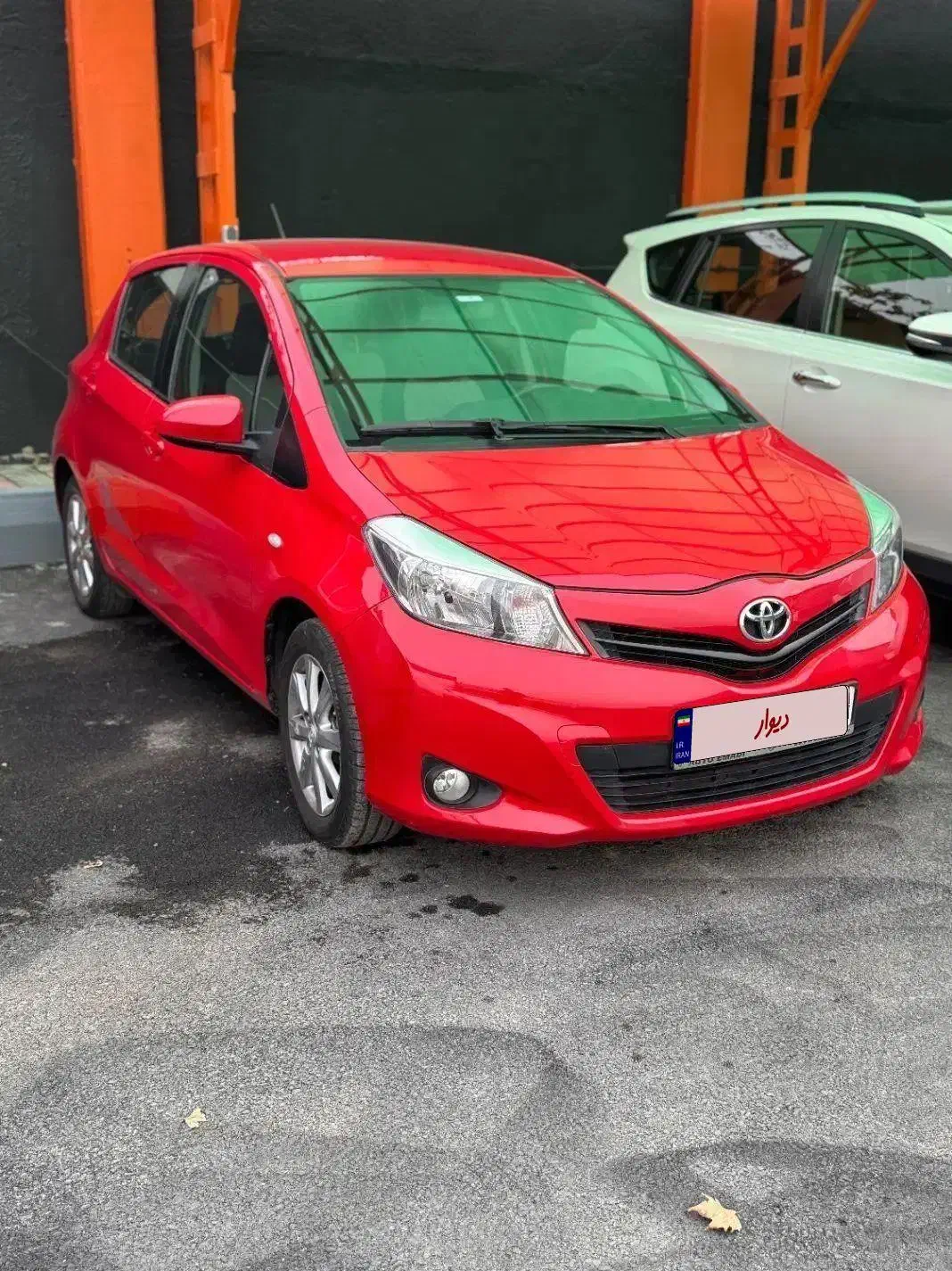 تویوتا یاریس ۲۰۱۲|خودرو سواری و وانت|تهران, سوهانک|دیوار