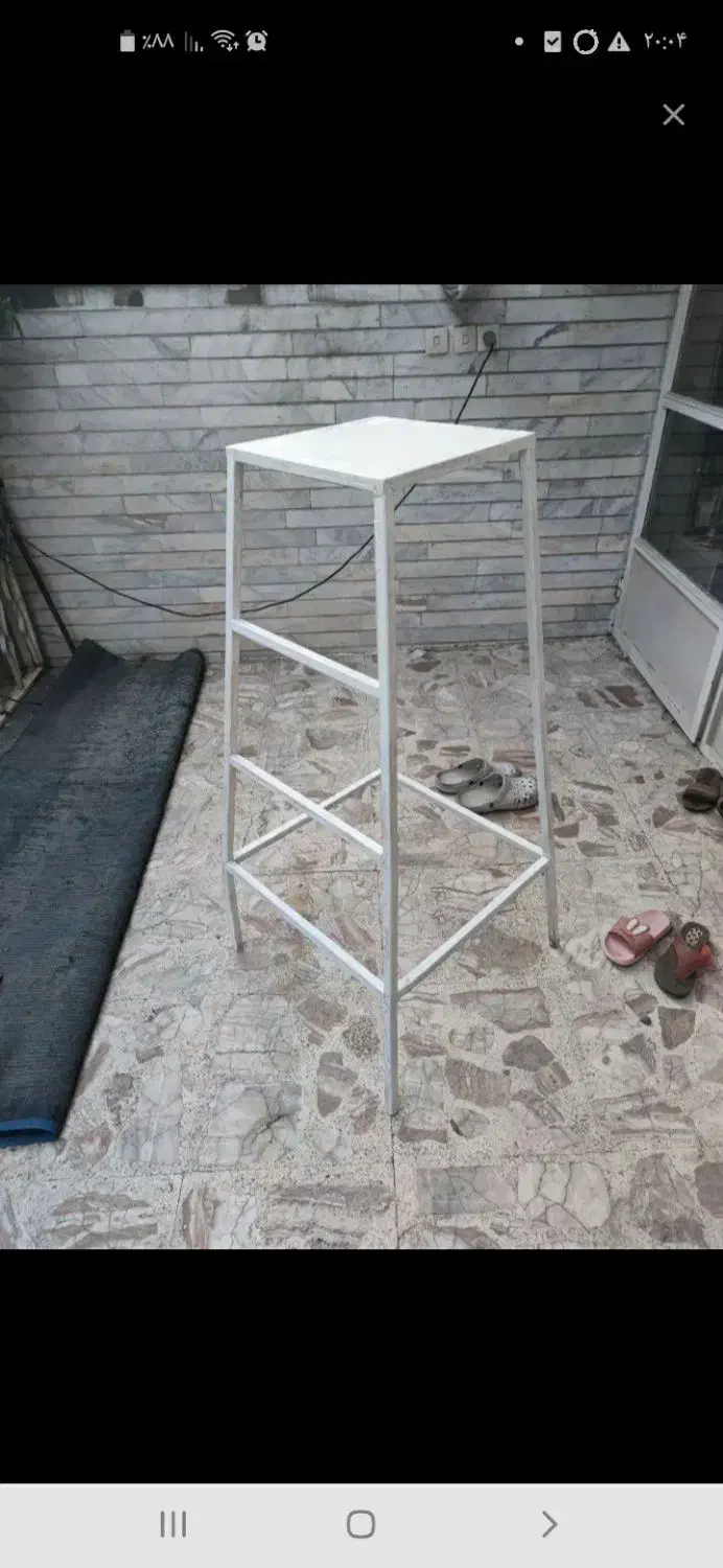 چهار پایه نو .رنگ شده سفید|صندلی و نیمکت|اسفراین, |دیوار