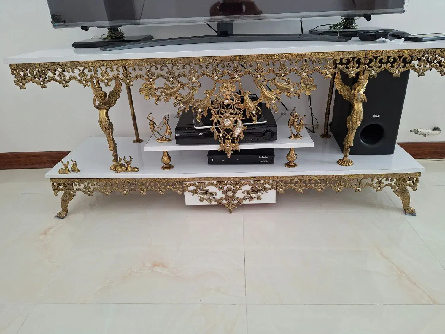 لوازم دکوری برنجی|مبلمان خانگی و میز عسلی|نسیمشهر, |دیوار