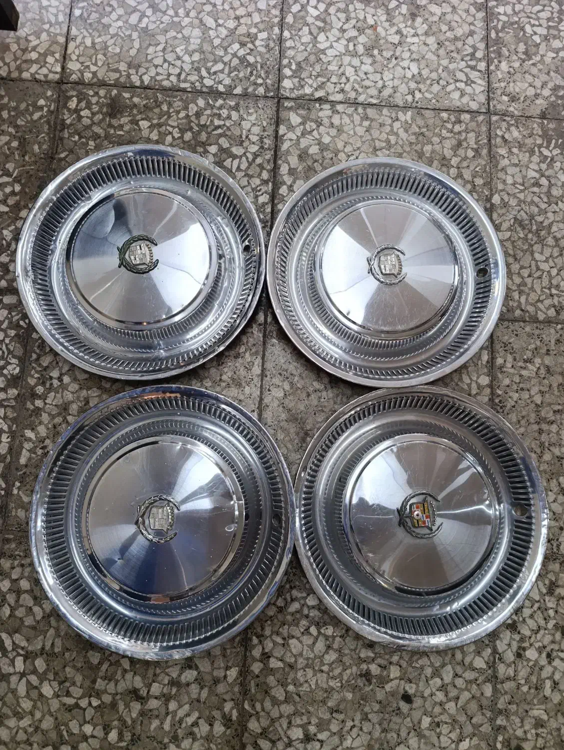 قالپاق کادیلاک سویل|قطعات یدکی و لوازم جانبی|تهران, آبشار|دیوار