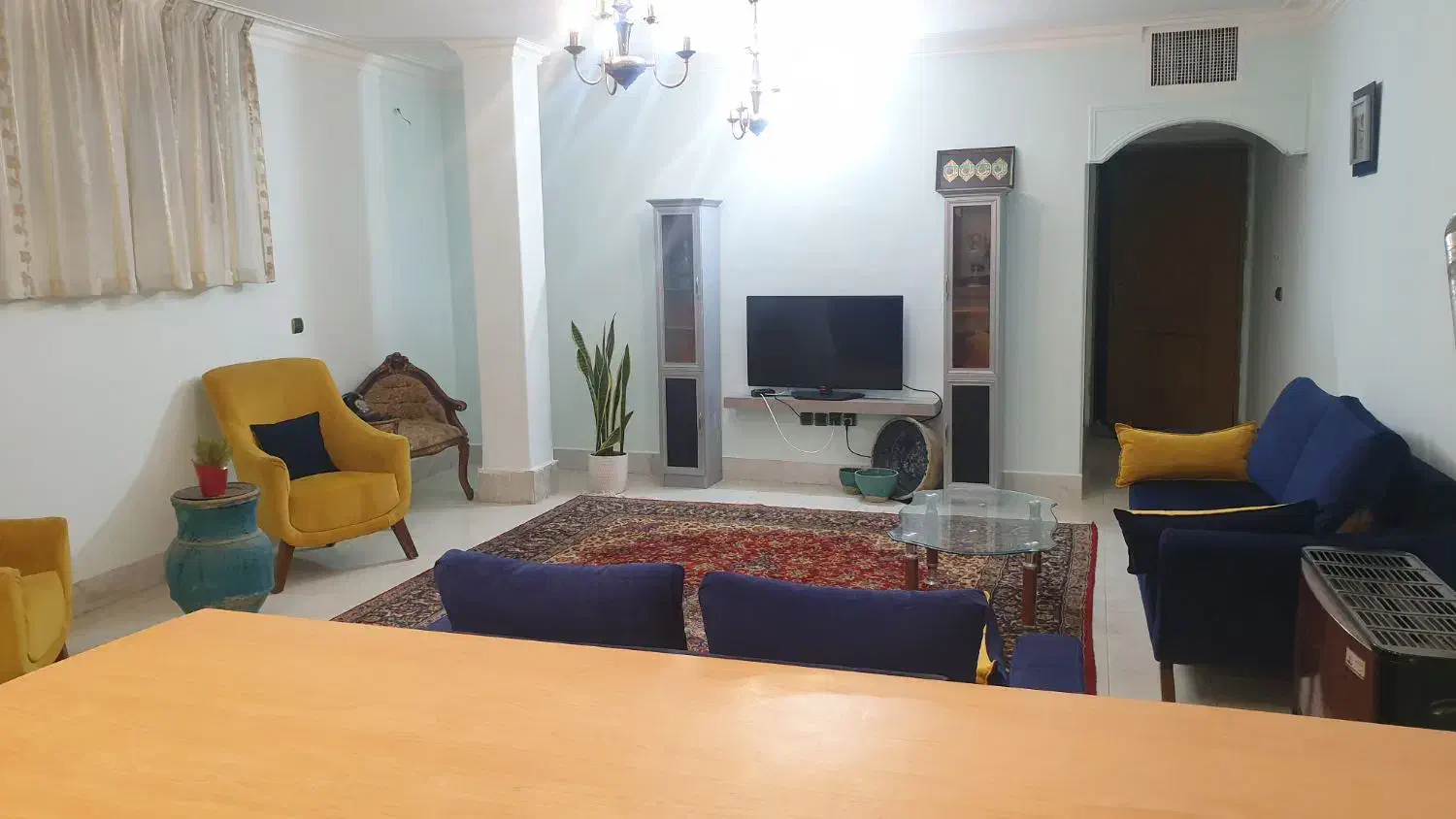 اپارتمان تمیز دربست میدان نقش جهان|اجارهٔ کوتاه‌مدت آپارتمان و سوئیت|اصفهان, امامزاده اسماعیل|دیوار