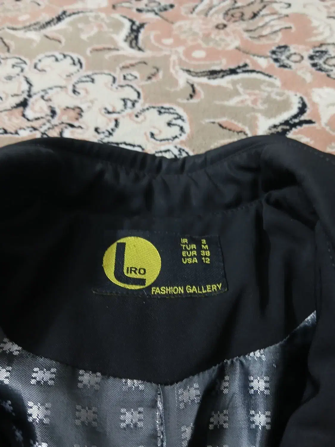 پالتو در حد نو|لباس|گرگان, |دیوار