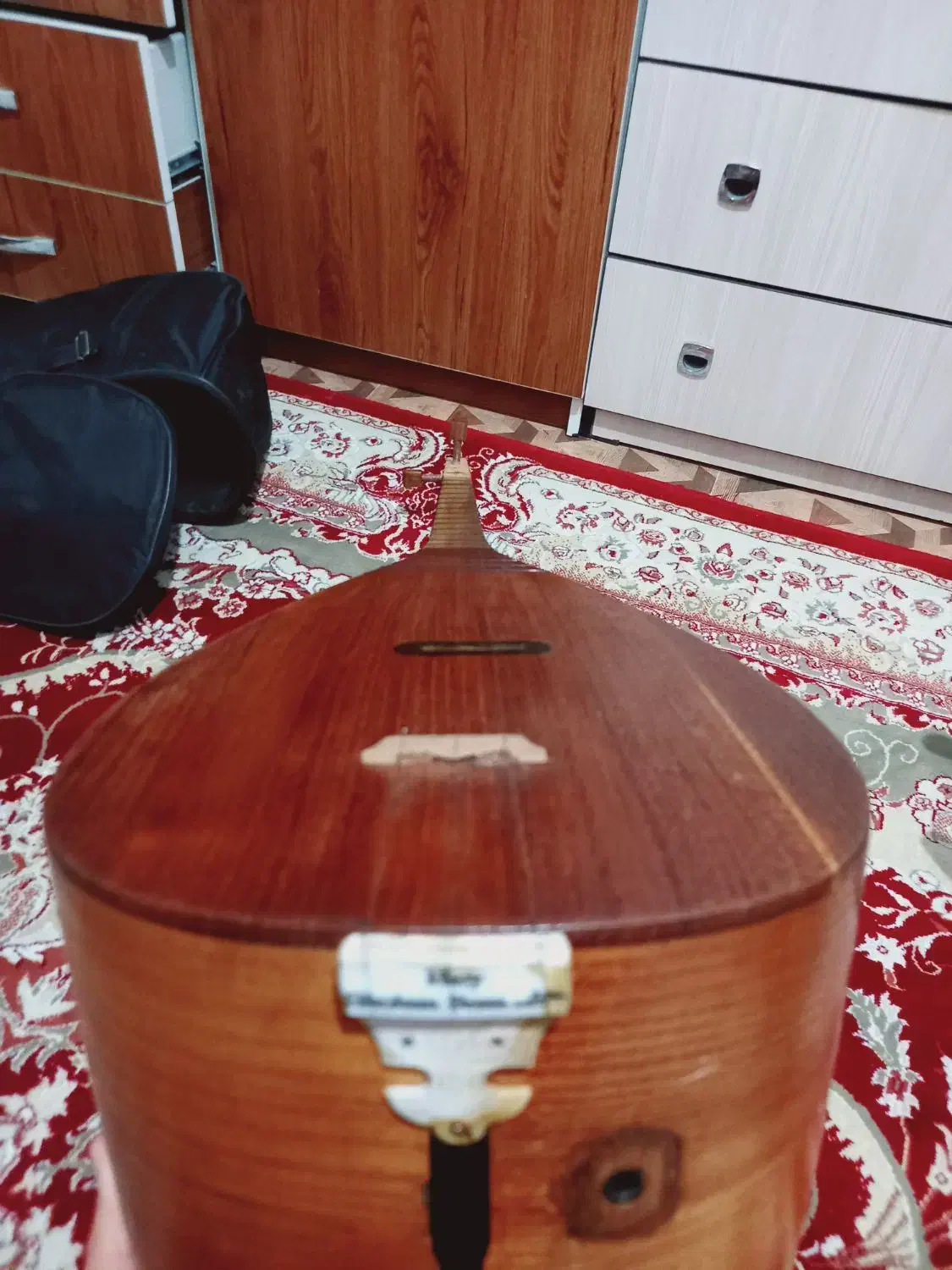 ساز قوپوز|سازهای سنتی|قرچک, زیبا شهر|دیوار