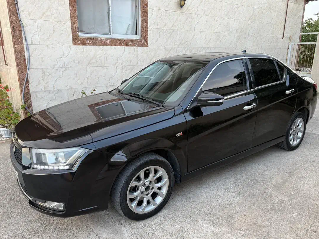 دنا پلاس 1401|خودرو سواری و وانت|رشت, دیلمان|دیوار