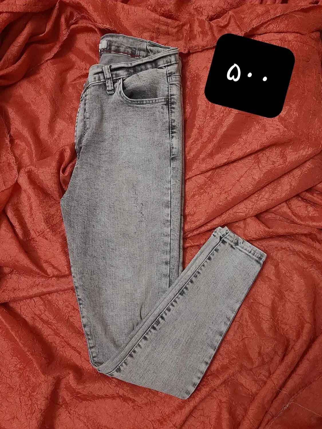 لباس|لباس|خمینیشهر, |دیوار