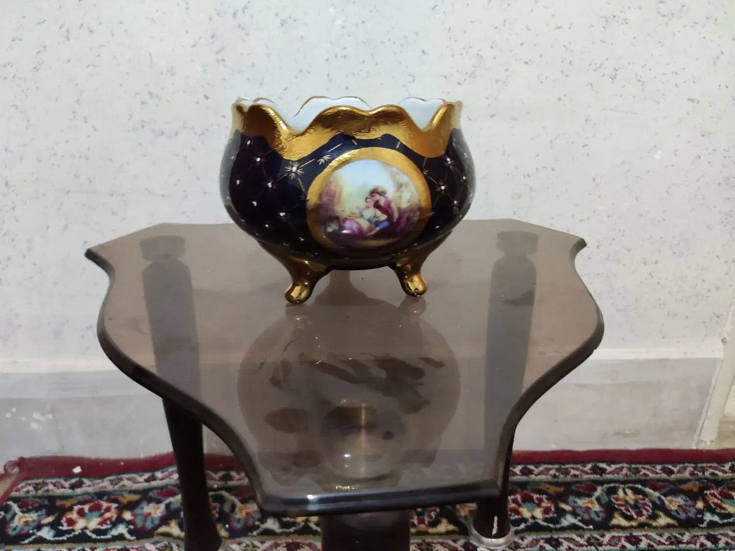 چند تیکه چینی سرمه ای به فروش میرسد|صنایع دستی و سایر لوازم تزئینی|کاشان, لتحر|دیوار