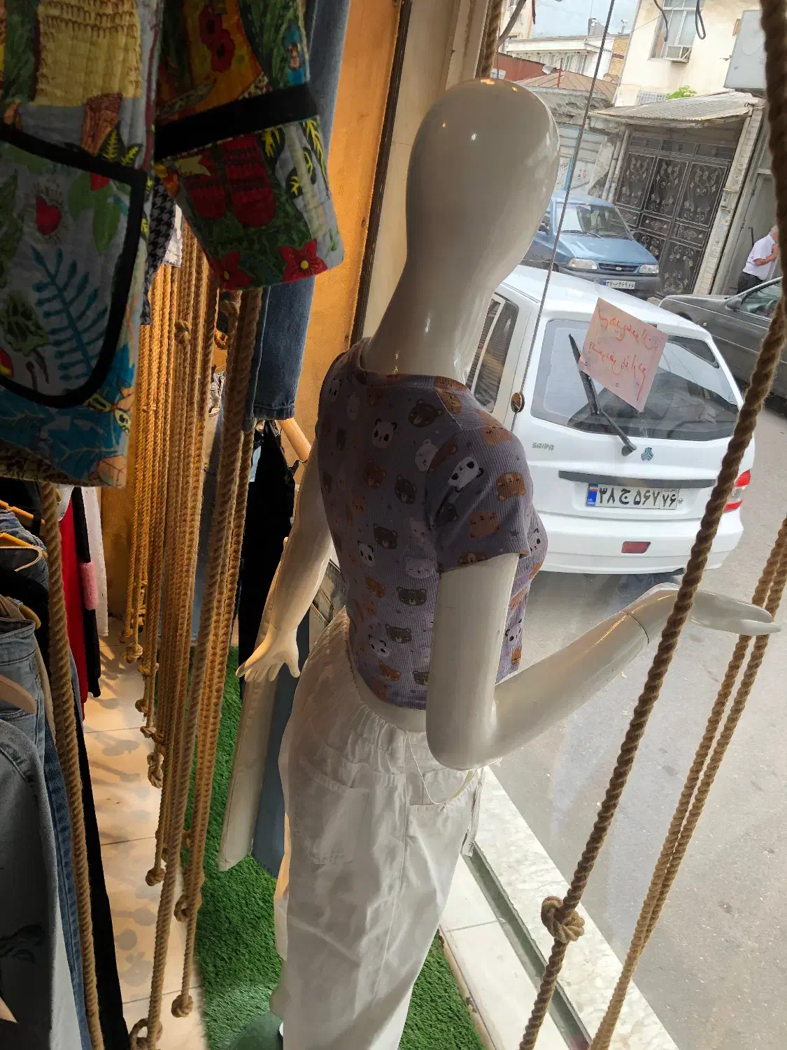 آیینه لامپدار، مانکن زنانه|فروشگاه و مغازه|لاهیجان, امیرشهید|دیوار