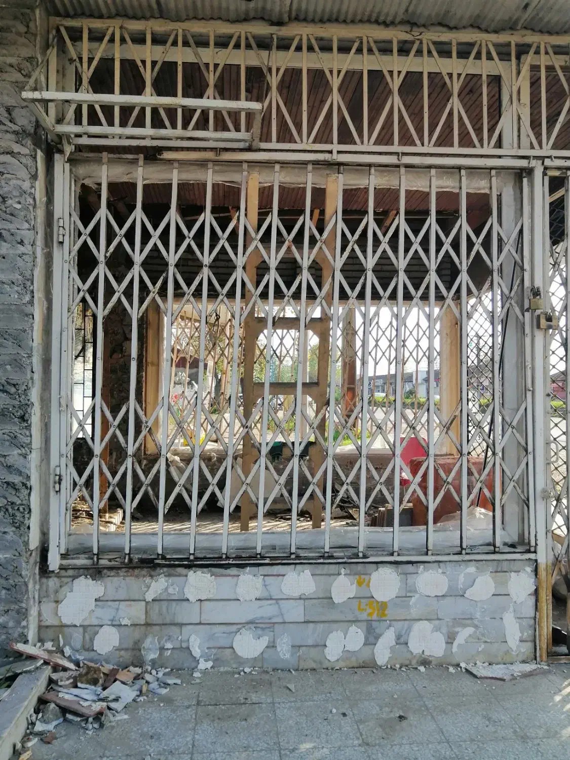 درب و پنجره آکاردومی کشویی|مصالح و تجهیزات ساختمان|کوچصفهان, |دیوار