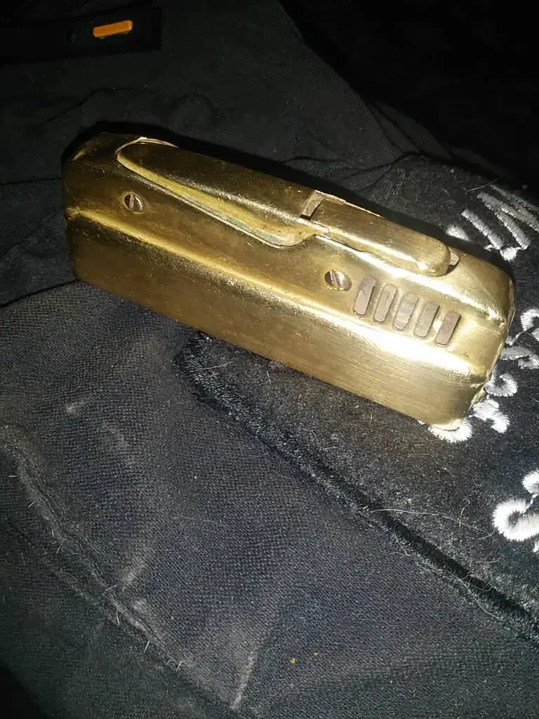 فروش فندک خاص|کلکسیون اشیاء عتیقه|شیراز, تندگویان|دیوار