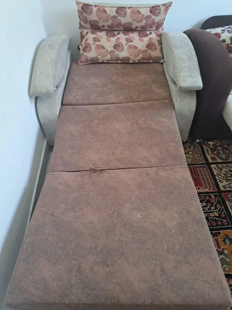تخت کاناپه شو|مبلمان خانگی و میز عسلی|قشم, |دیوار