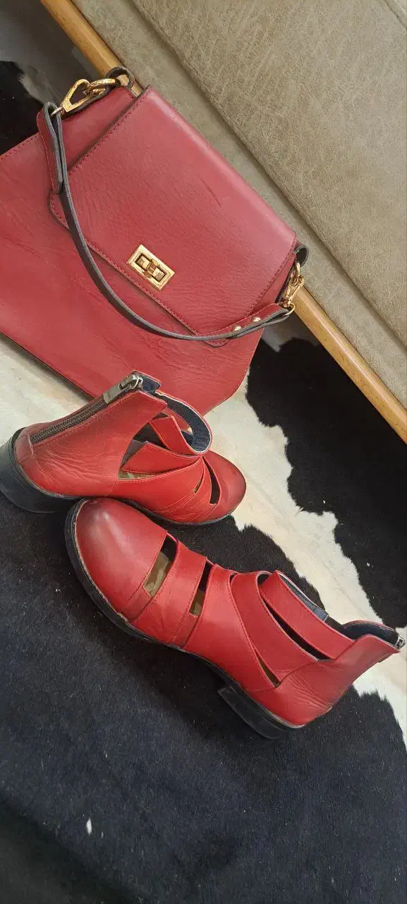 کیف و کفش چرم|کیف، کفش، کمربند|صفادشت, |دیوار