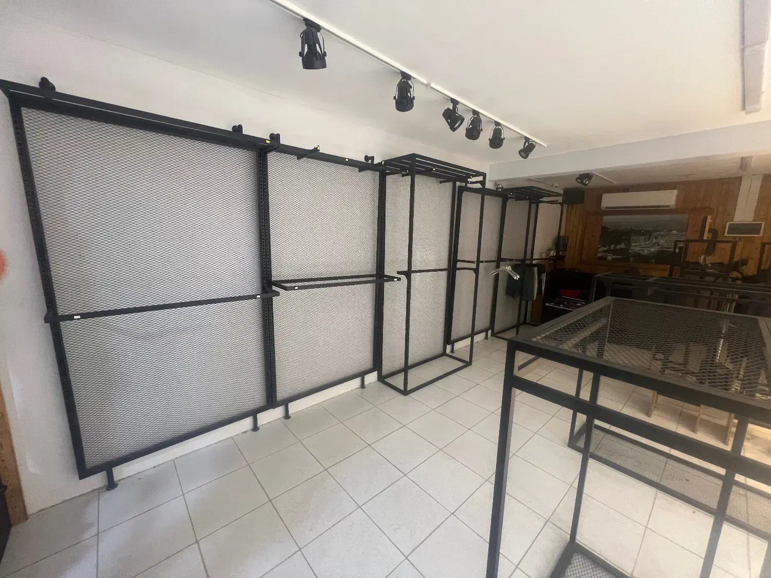 دکور فلزی|فروشگاه و مغازه|کیش, |دیوار