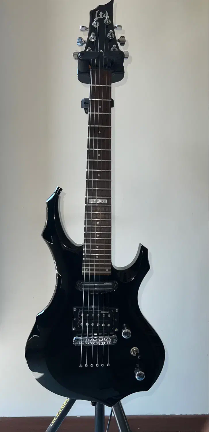 گیتار الکتریک ۳/۴ ESP LTD|گیتار، بیس، امپلیفایر|تهران, آرژانتین|دیوار