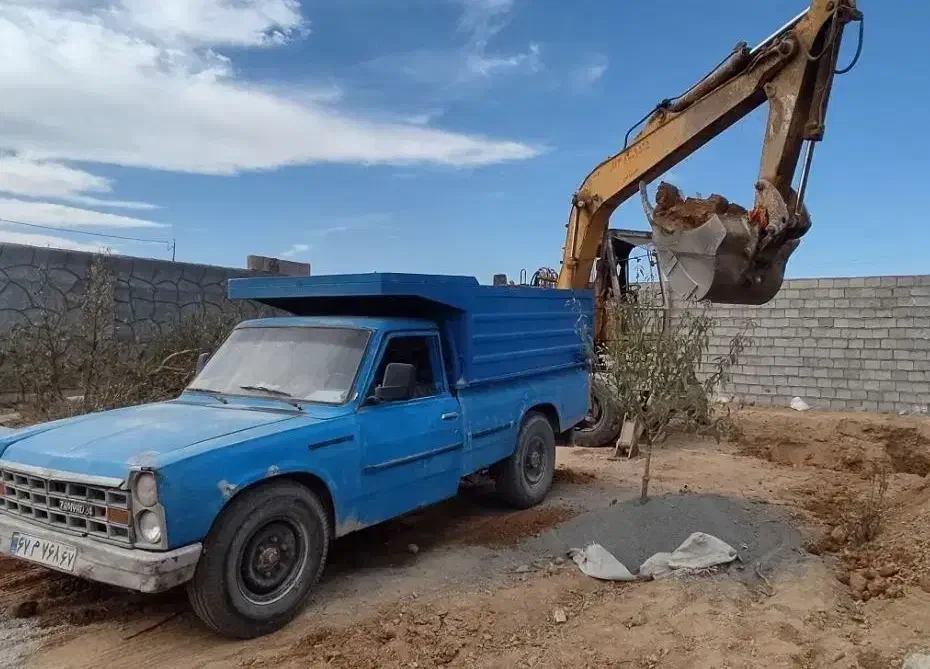 راننده نیسان پایه ۲ با بارگیری بار|استخدام حمل و نقل|نجفآباد, فیروزآباد|دیوار