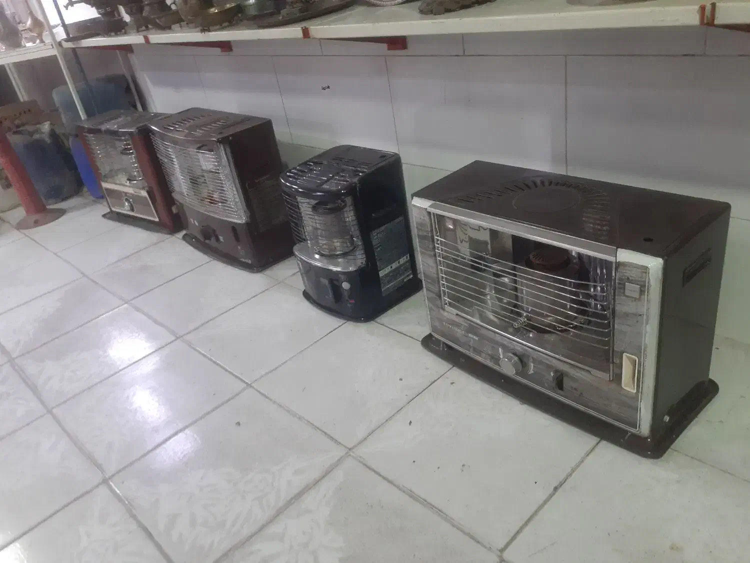 بخاری نفتی ژاپنی|کلکسیون اشیاء عتیقه|گرگان, |دیوار