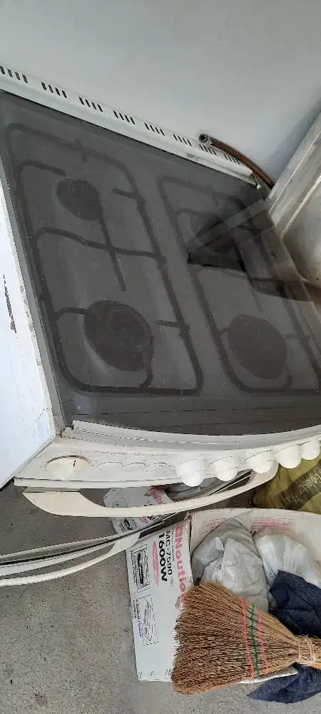 گاز فر دار تکنوگاز و میز تلویزیون و سینک|اجاق گاز و لوازم برقی پختوپز|نور, |دیوار