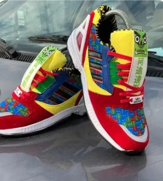 کتونی Zxنادر گلیمی|کیف، کفش، کمربند|اهواز, بازار آهن|دیوار