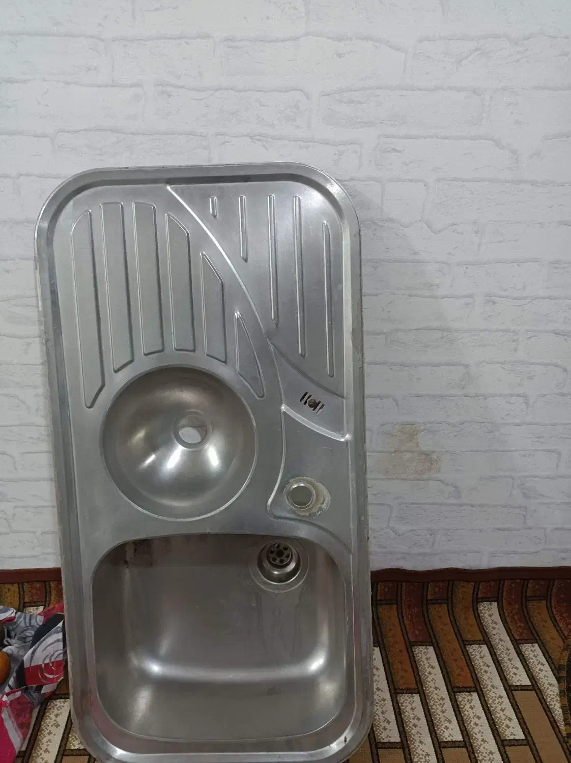 سینگ دولگنه|آب‌چکان و نظم‌دهنده ظروف|آستانه اشرفیه, |دیوار