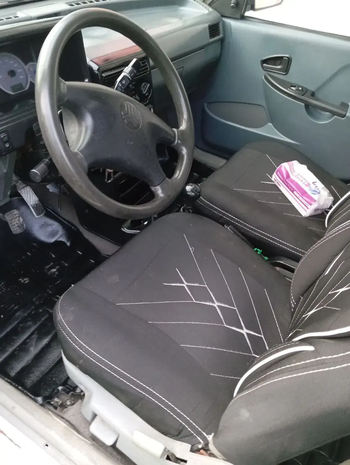 ماشین ۱۳۲ شاستی خورد رنگ داره|خودرو سواری و وانت|فومن, |دیوار