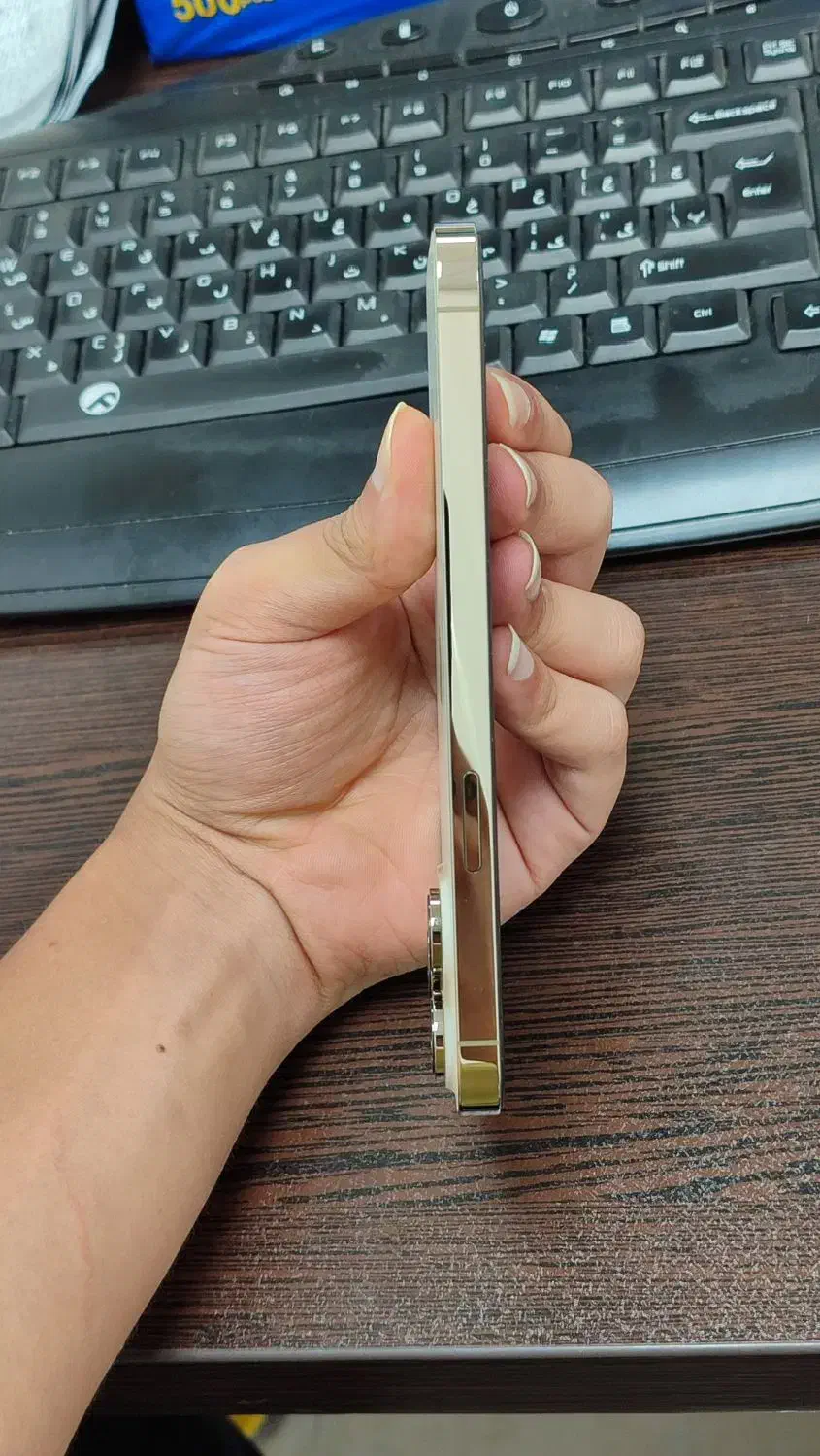اپل iphone 14 Pro Max با حافظهٔ ۲۵۶ گیگابایت|موبایل|شیراز, معالی‌آباد|دیوار