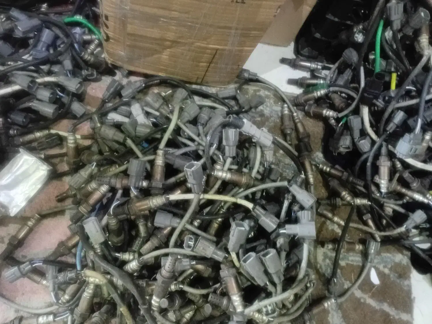 سنسوراکسیژن  استوک  VAKS4غربیلک فرمان|قطعات یدکی و لوازم جانبی|مشهد, شهرک رازی (شهرک غرب)|دیوار