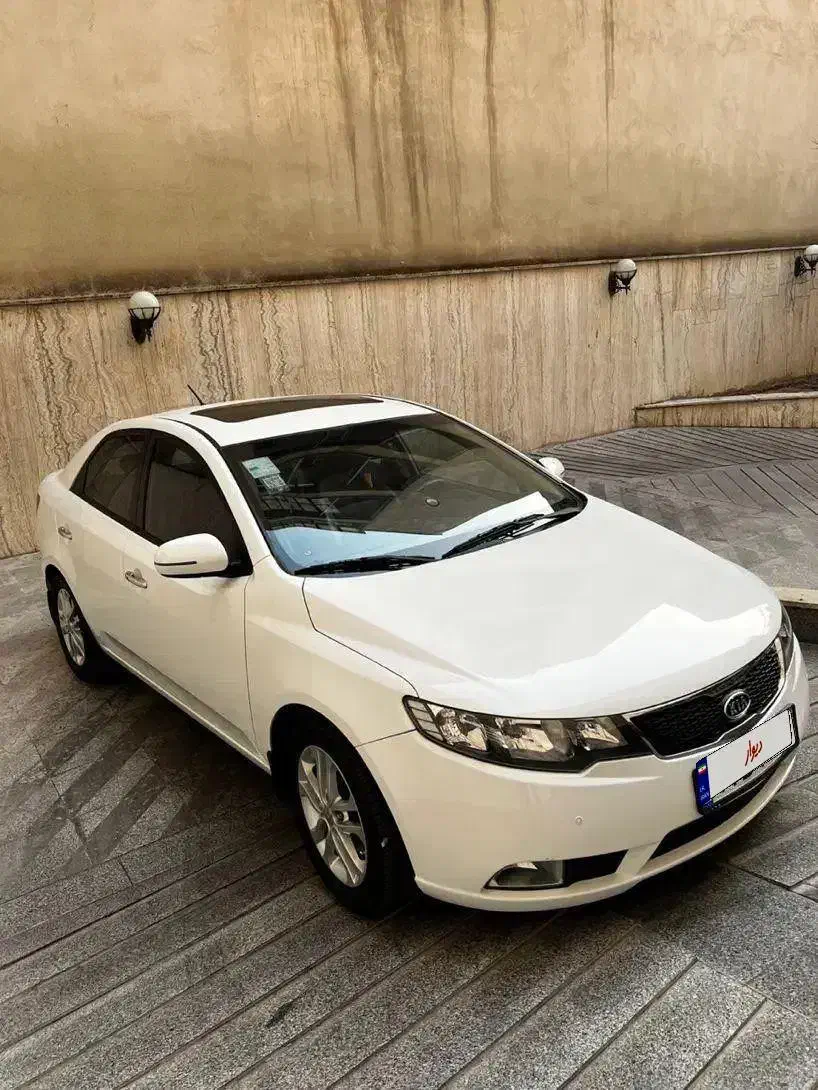 سراتو اپشنال 97 سفید|خودرو سواری و وانت|تهران, لاله زار|دیوار