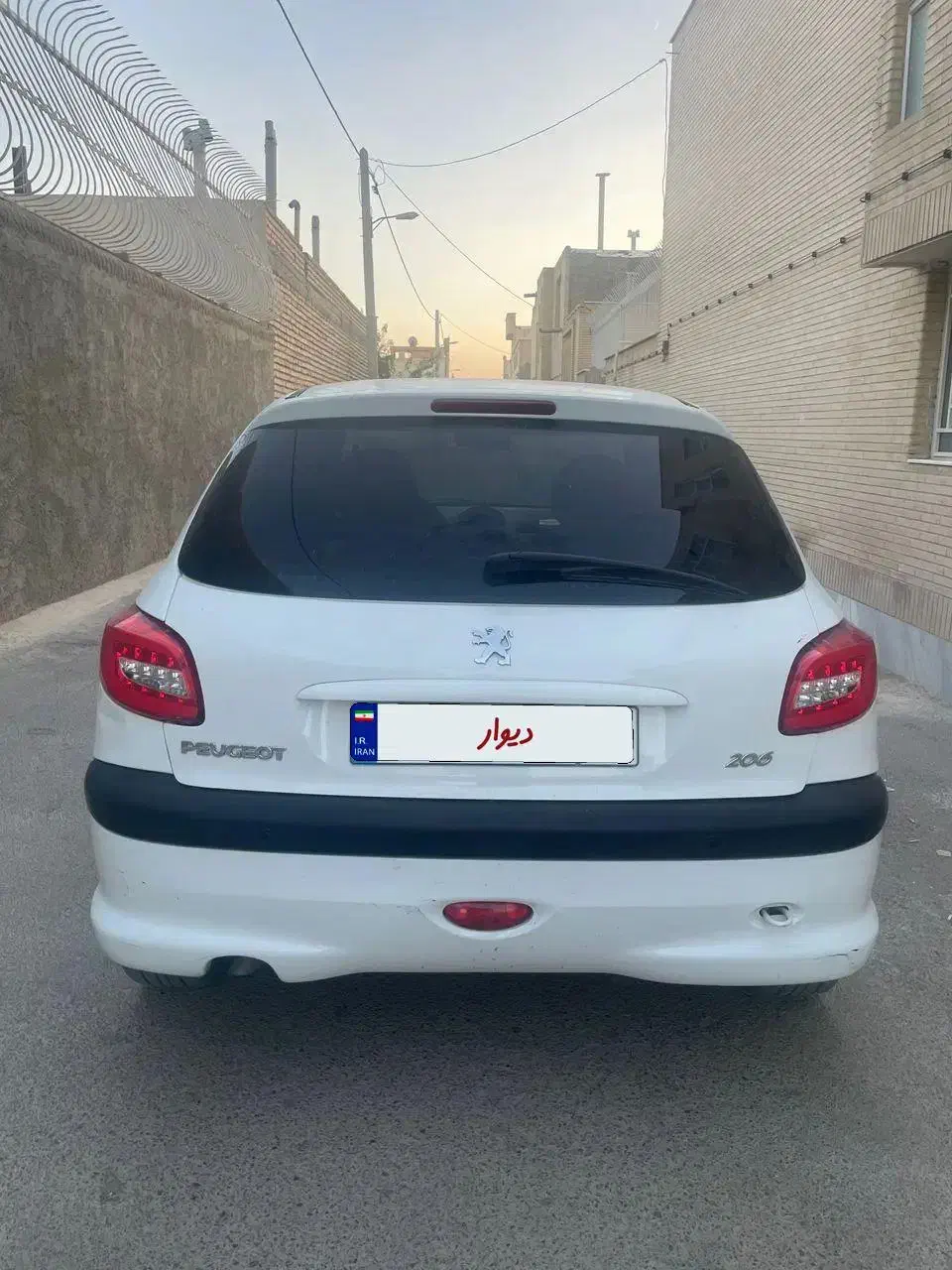 206 بدون رنگ خانگی|خودرو سواری و وانت|اصفهان, اصفهانک|دیوار