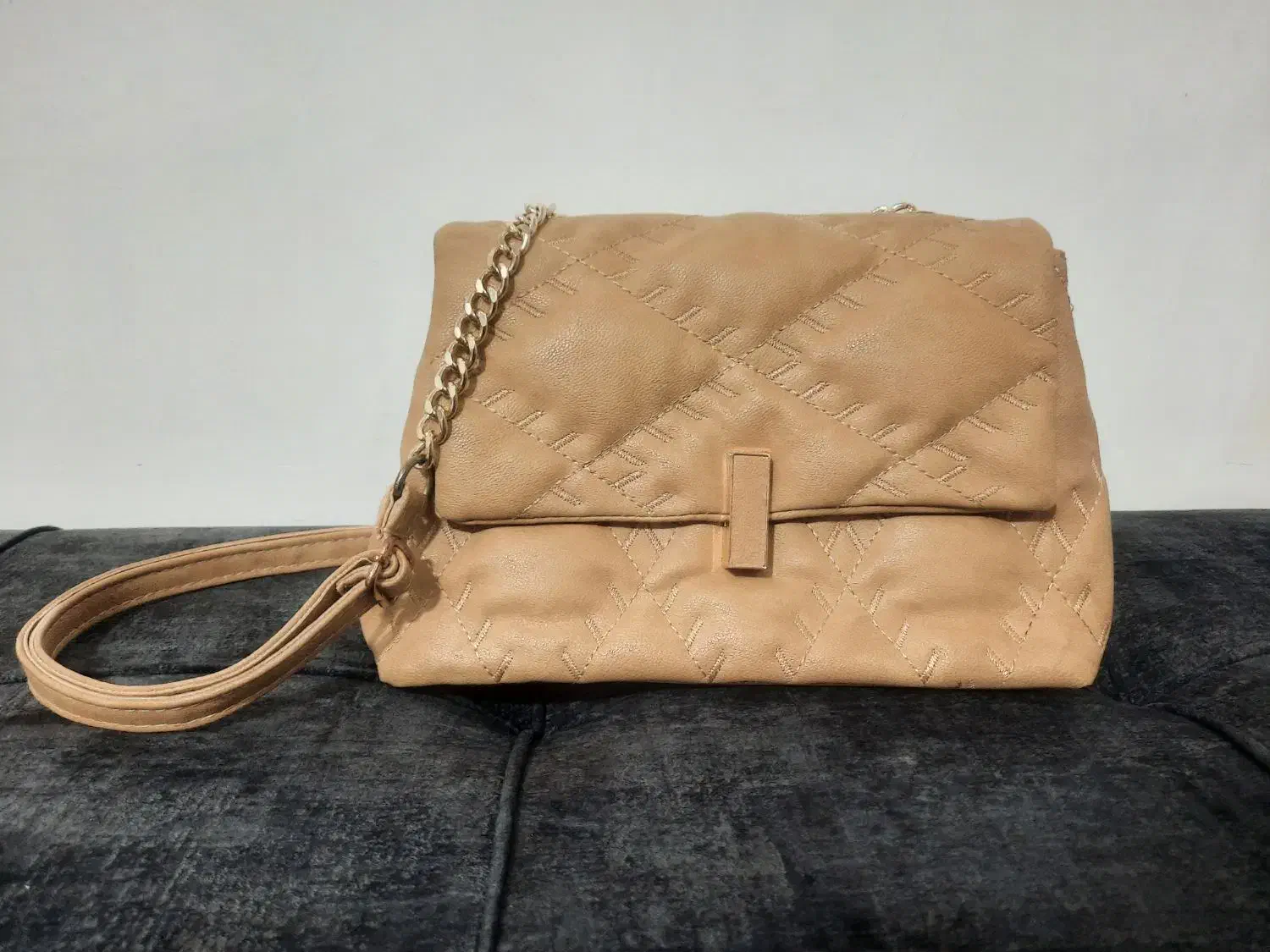 کیف مجلسی|کیف، کفش، کمربند|پاکدشت, پاکدشت (مامازند)|دیوار