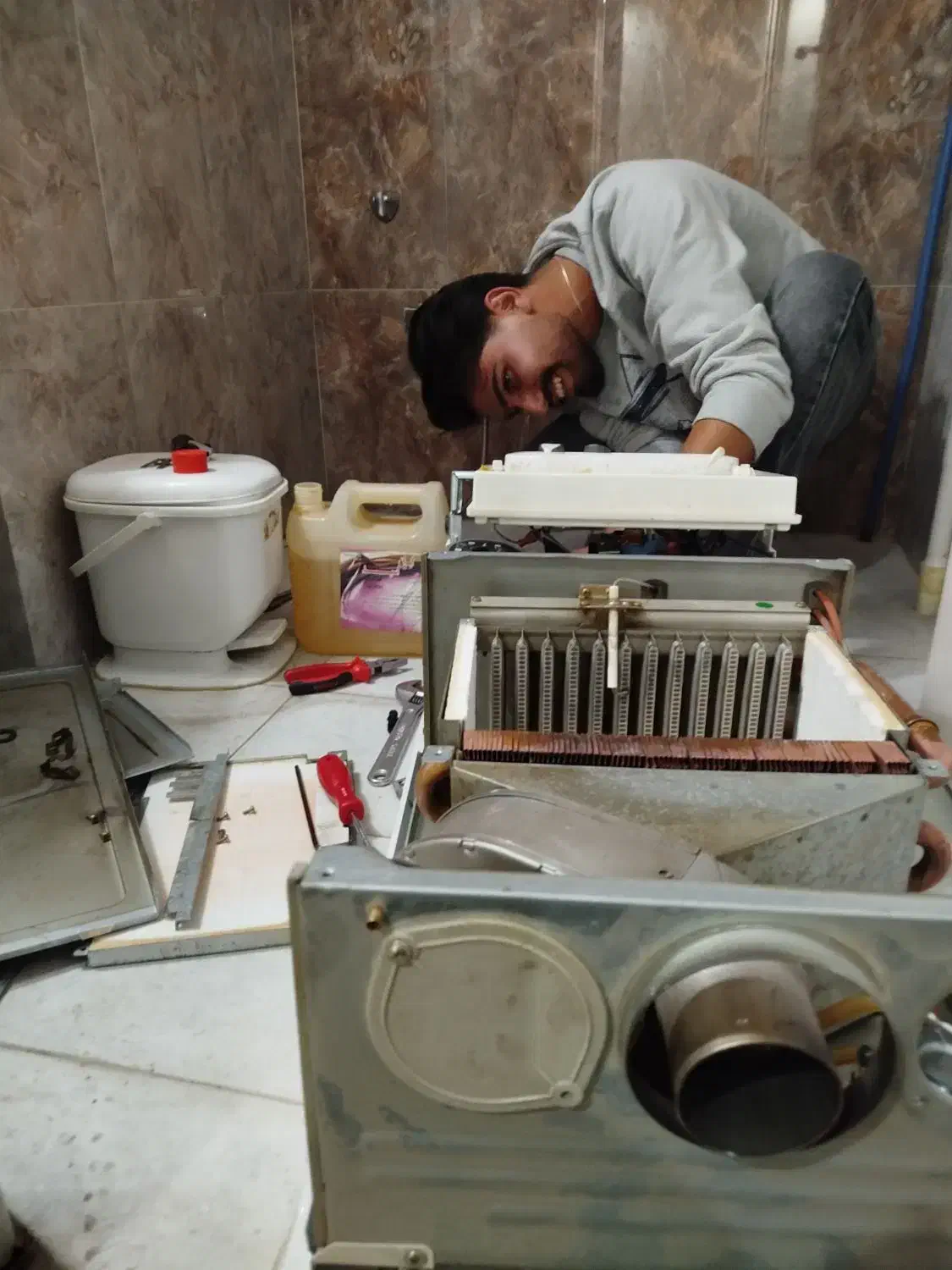 تعمیرات تخصصی پکیج و آبگرمکن دیواری|خدمات پیشه و مهارت|قوچان, |دیوار