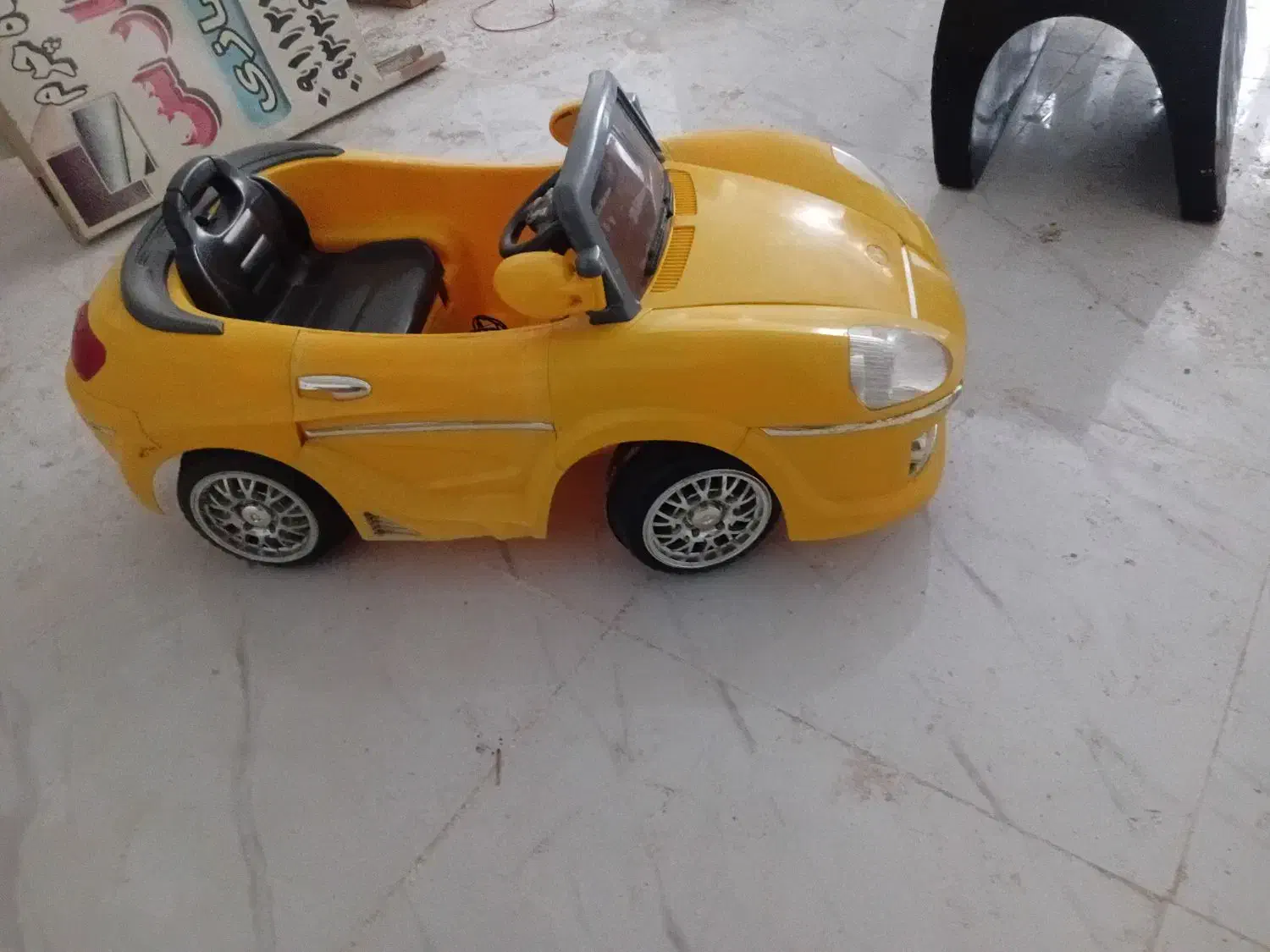 ماشین شارژی|اسباب‌بازی بچه|فومن, |دیوار