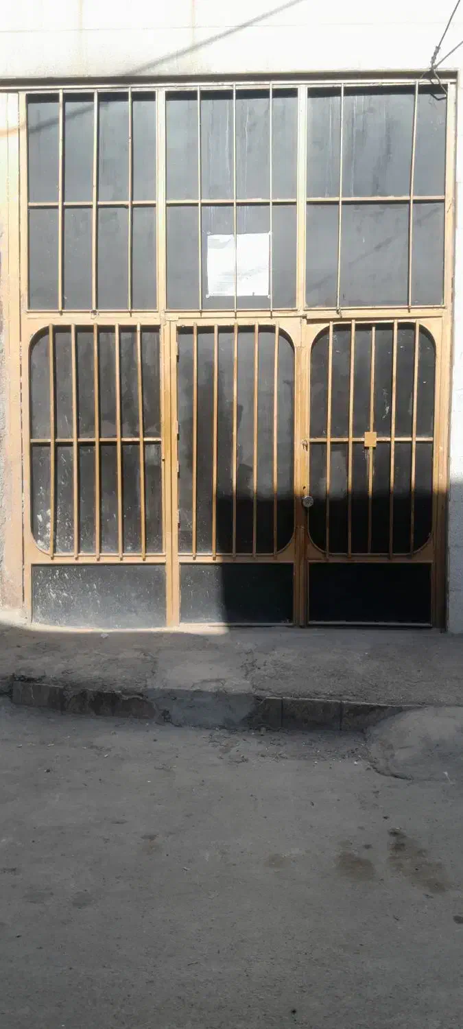 اجاره مغازه خیابان منوچهری ۸۶متر|اجارهٔ مغازه و غرفه|دورود, |دیوار