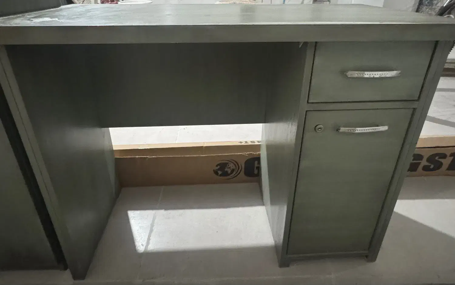 میز تحریر جلفا|میز تحریر و کامپیوتر|جلفا, |دیوار